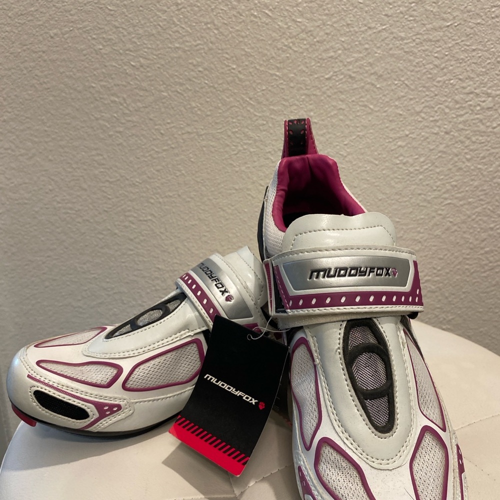 🐝 New YR Ready ~MUDDYFOX~White/Pinkish Purple Cycling Shoes